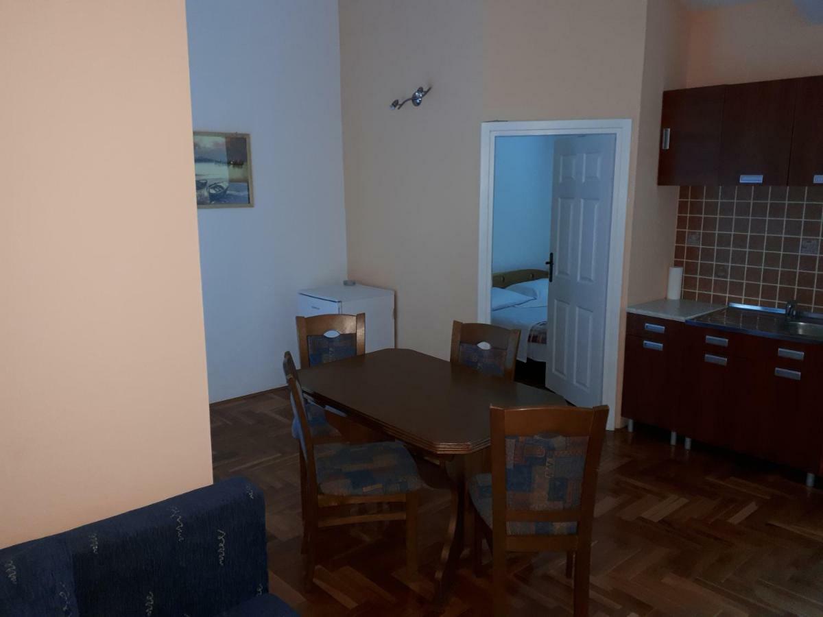 Apartments Horvat On Island Pag Vlašići Exterior foto